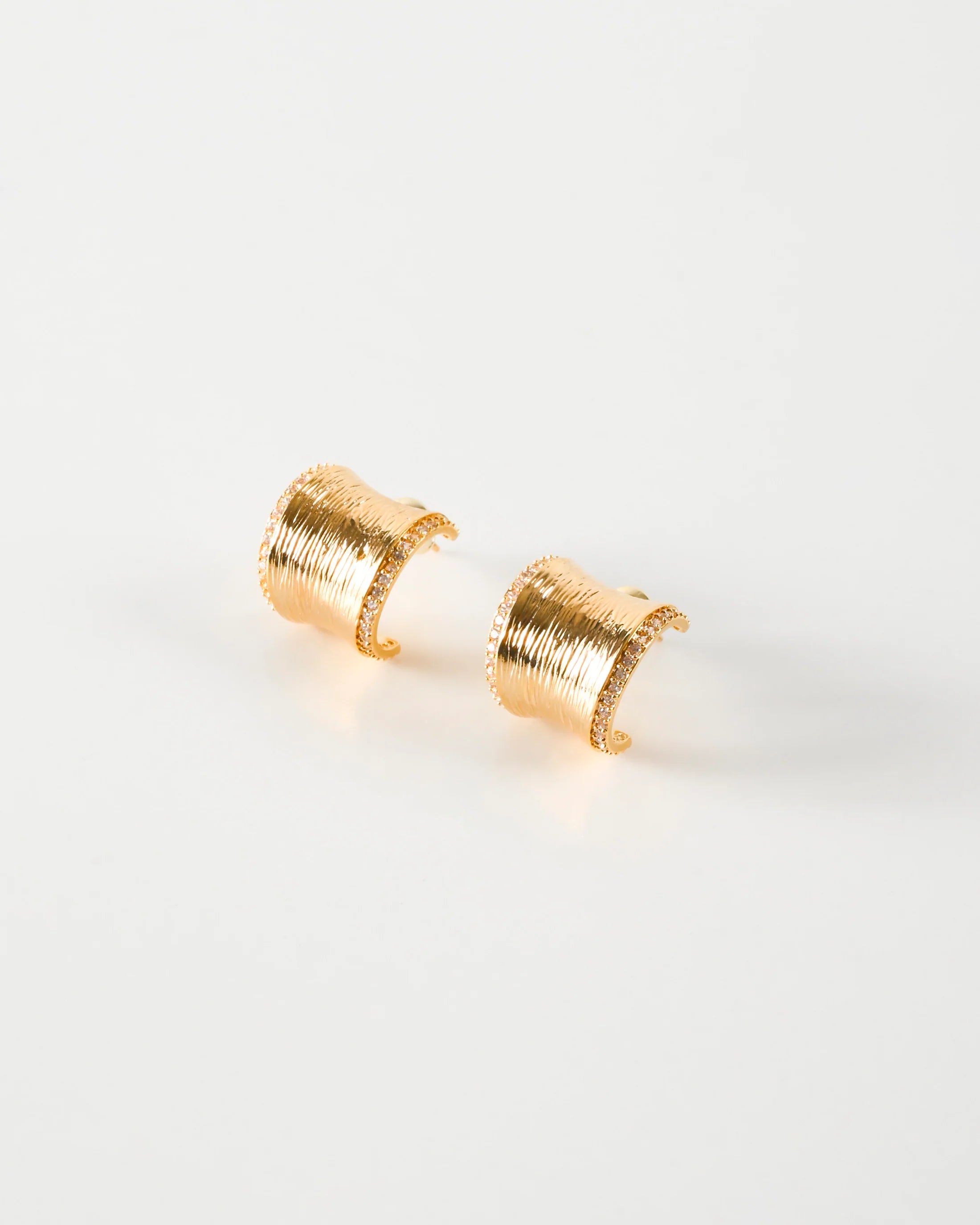 The Gallerist Studs