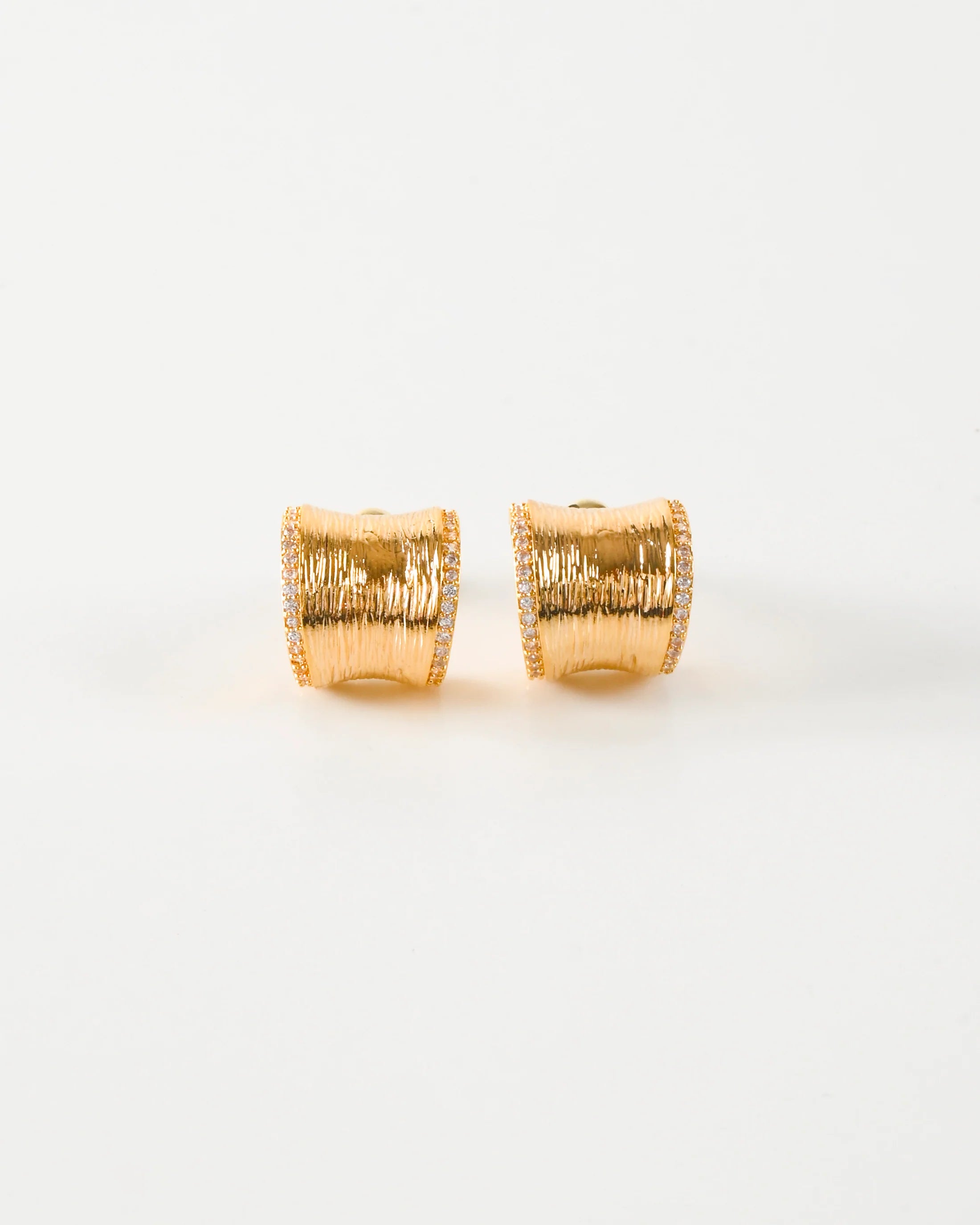 The Gallerist Studs