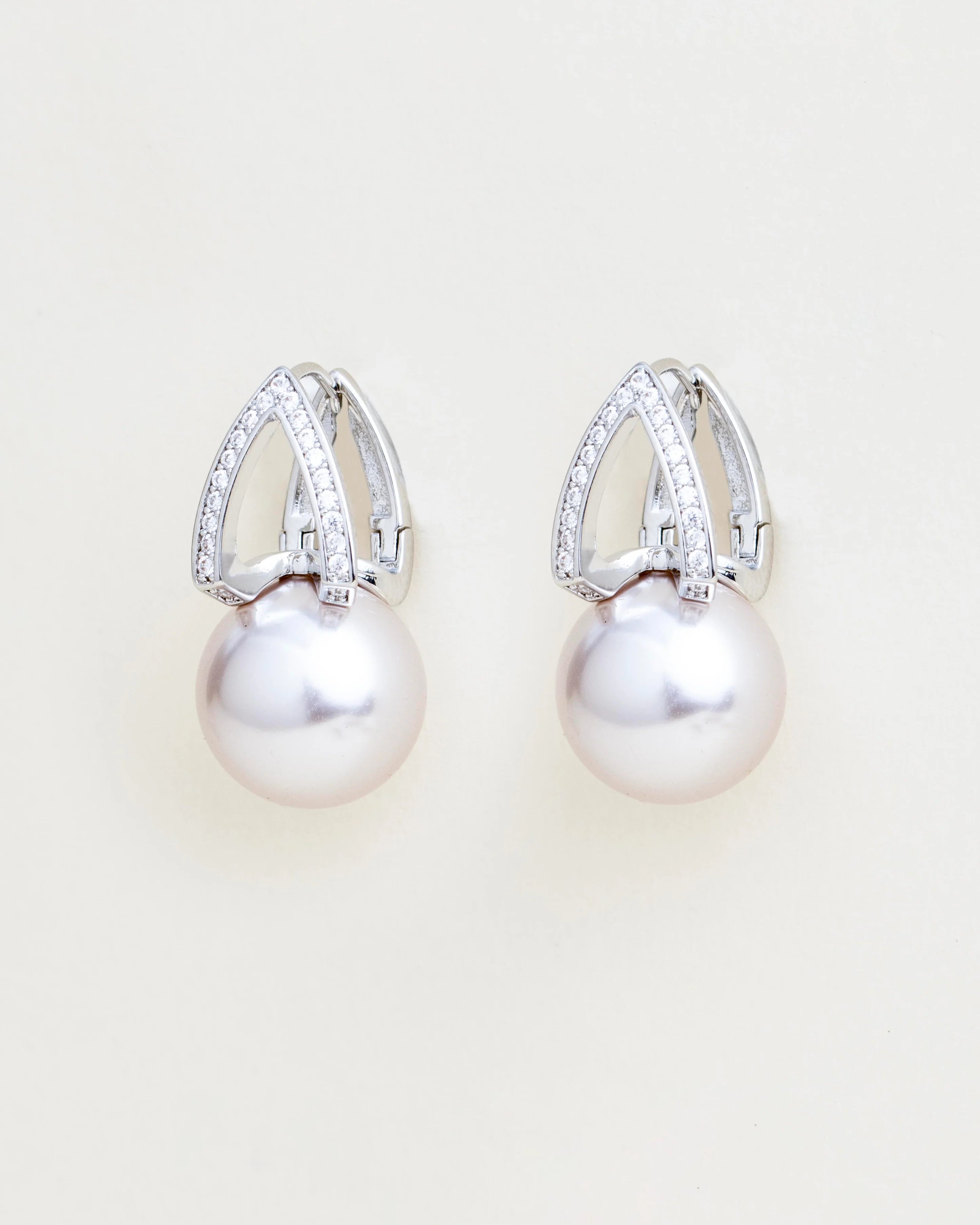 Venus Noir Hoops