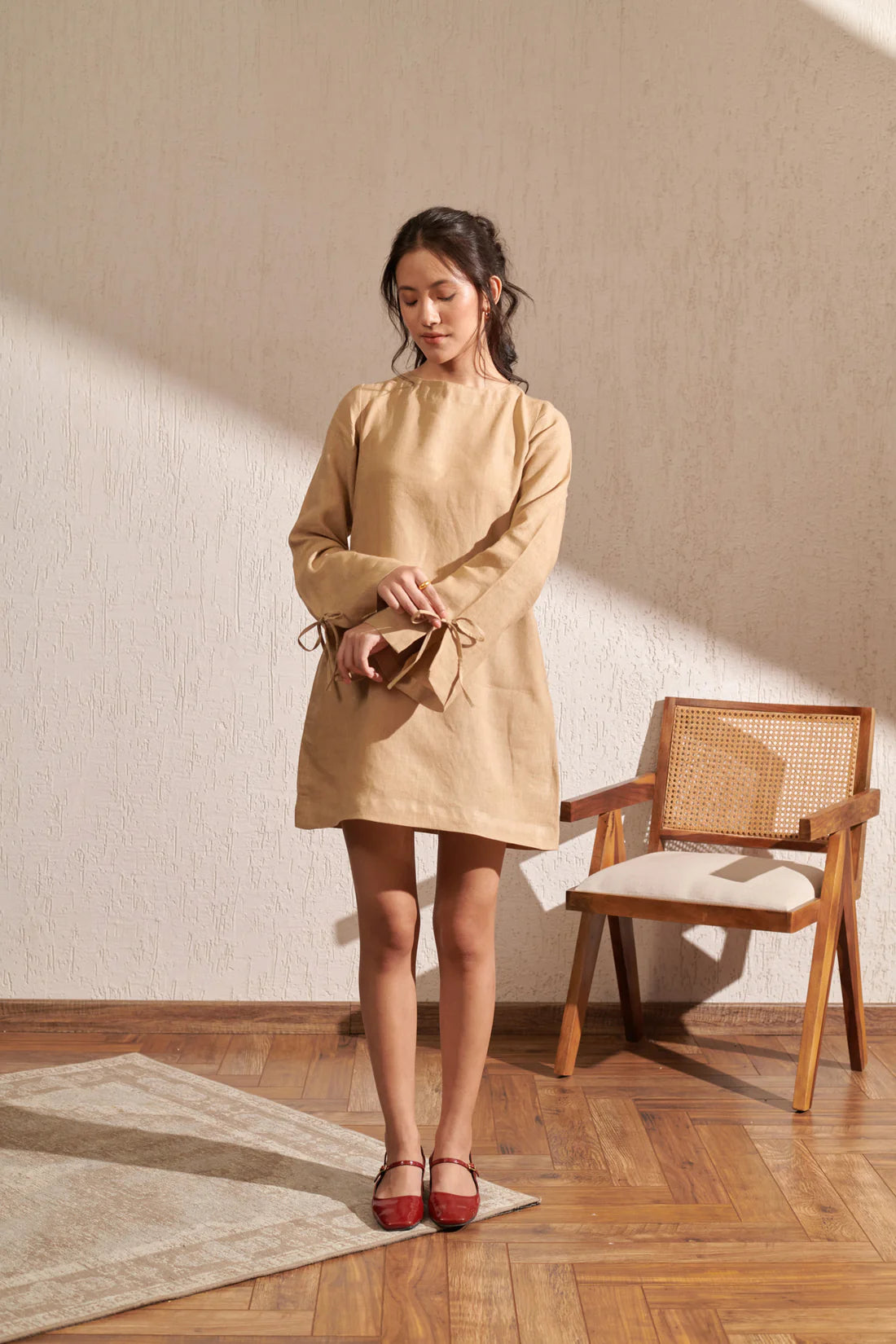 Beige short dress