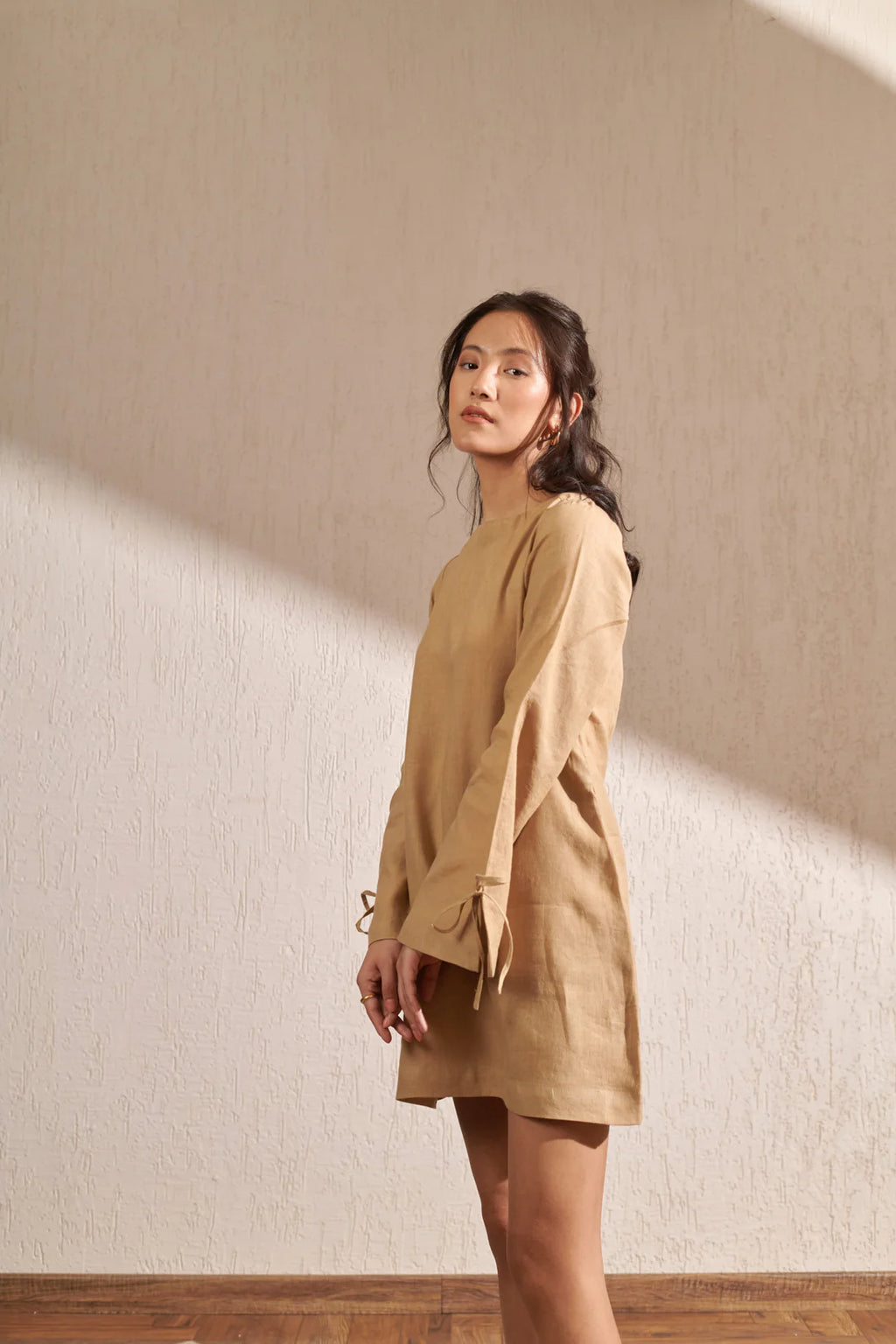 Beige short dress