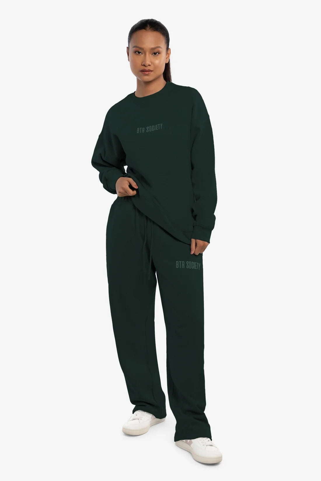 Classic Sweatshirt in Pine Grove