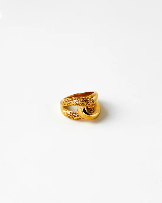 Pavé Knot Ring