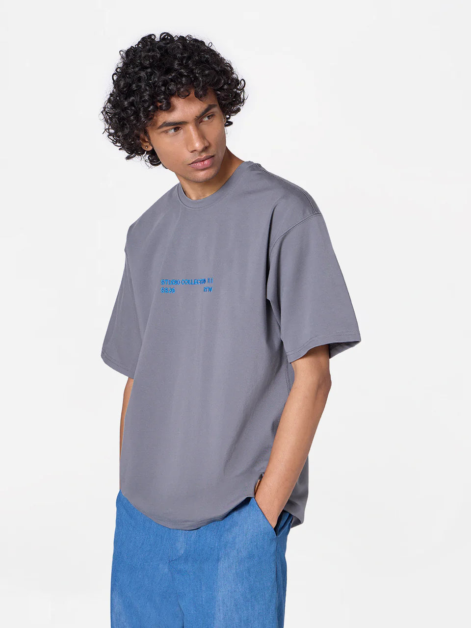 Balanca Unisex Tee in Grey