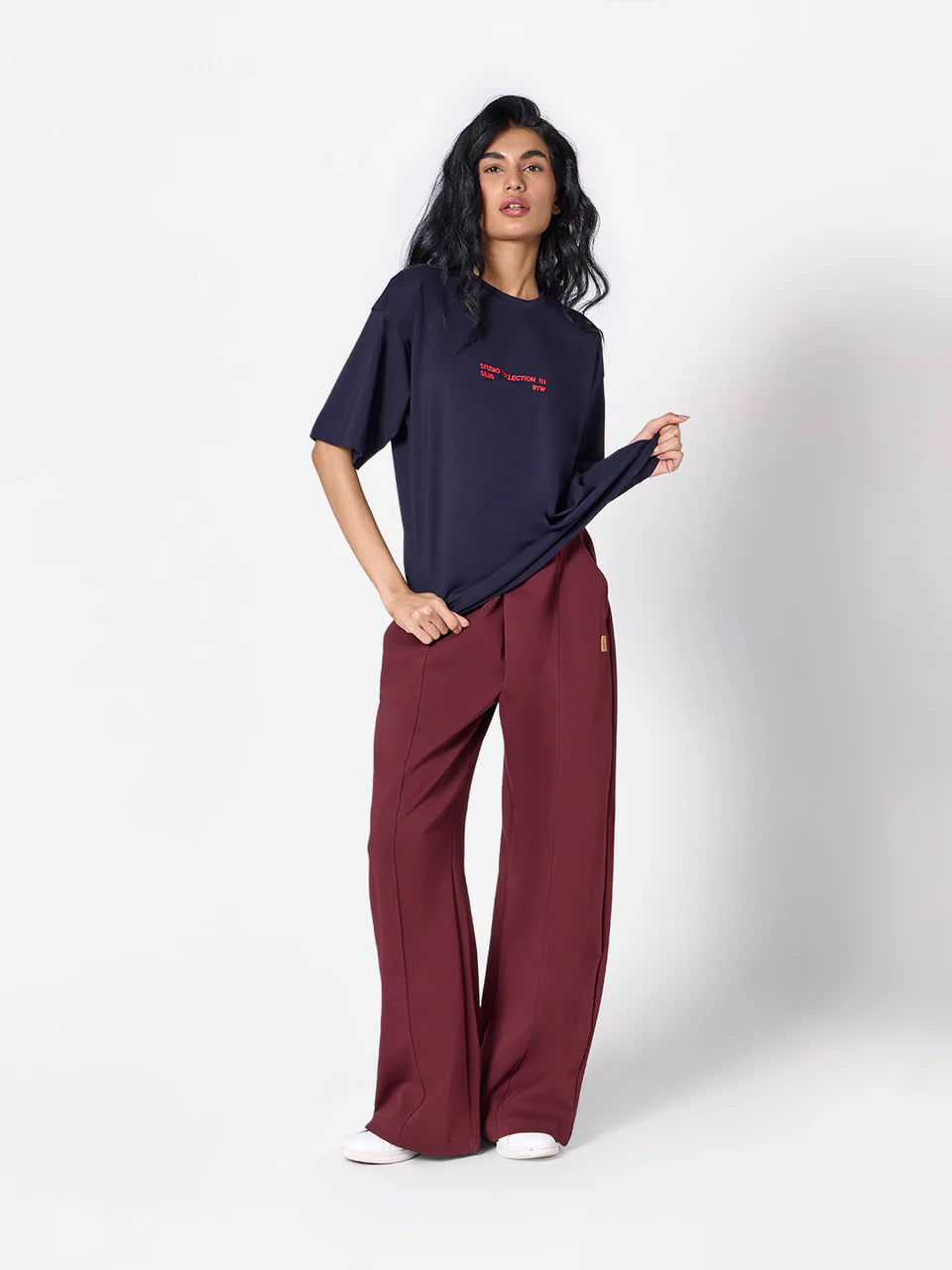Wide-Leg Sweatpants in Maroon