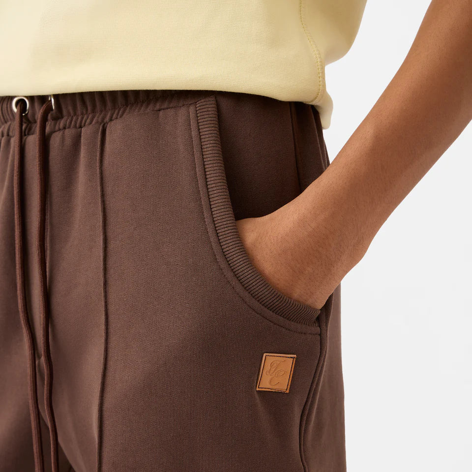 Straight Front-seam Sweatpants in Chocolate Brown