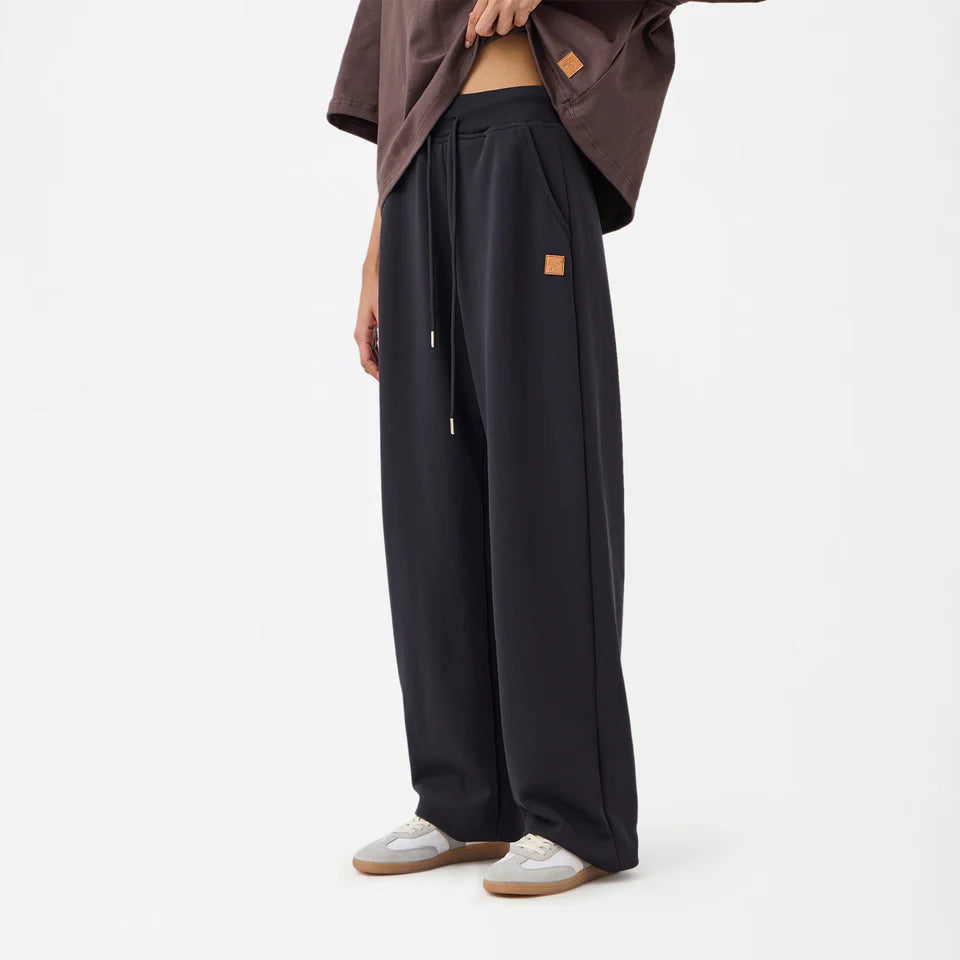 Wide Leg Sweatpants in Jet Black