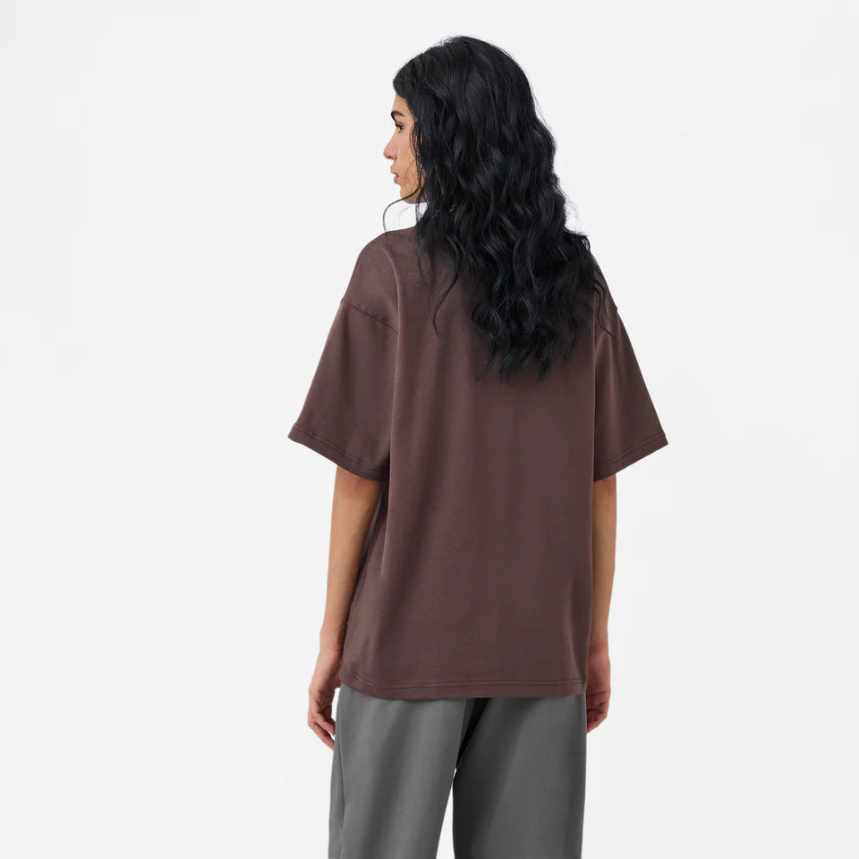 L'annee93 Tee in Chocolate Brown