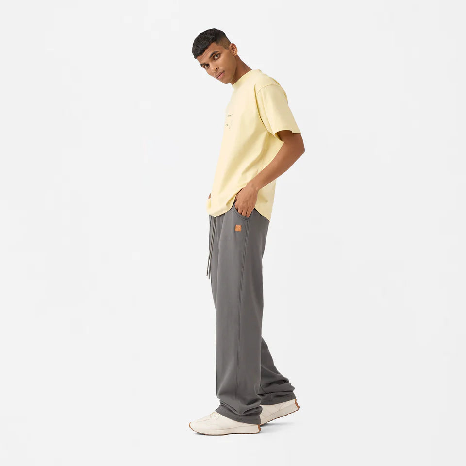 Straight Front-seam Sweatpants in Brushed Nickel